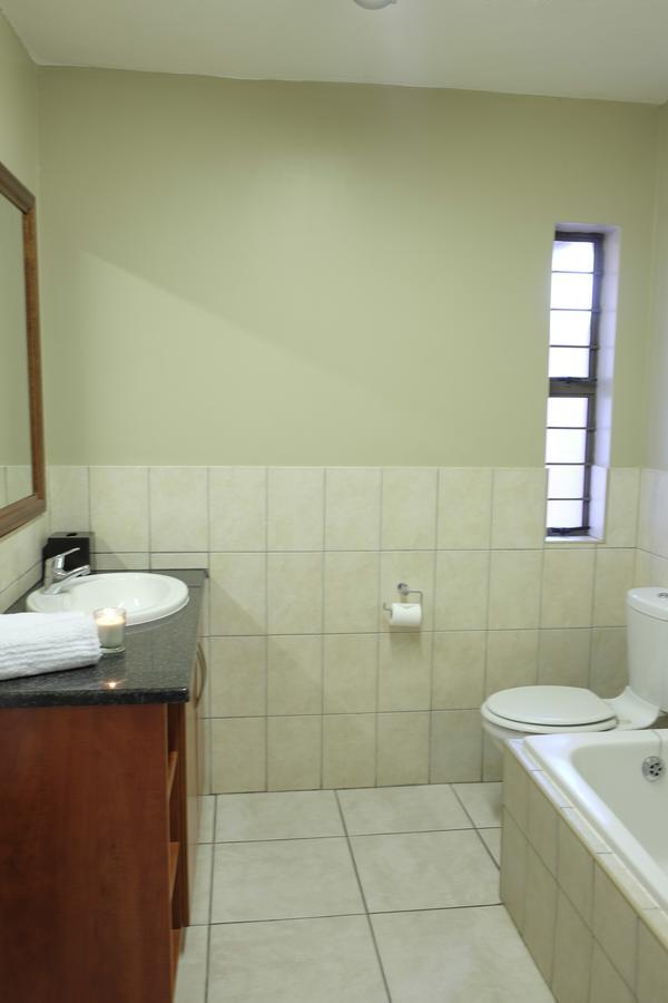 Faircity Grosvenor Gardens Pretoria Exterior photo