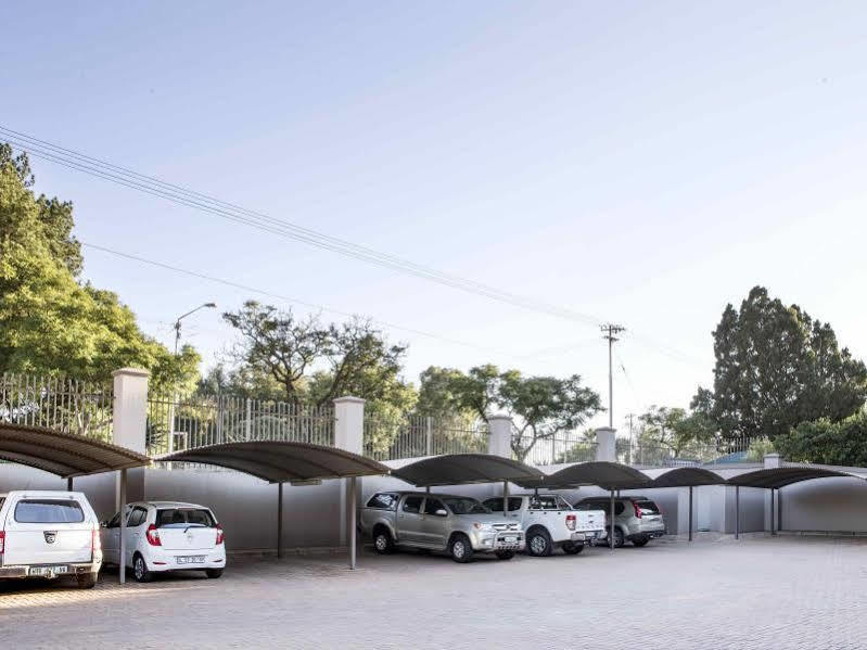 Faircity Grosvenor Gardens Pretoria Exterior photo